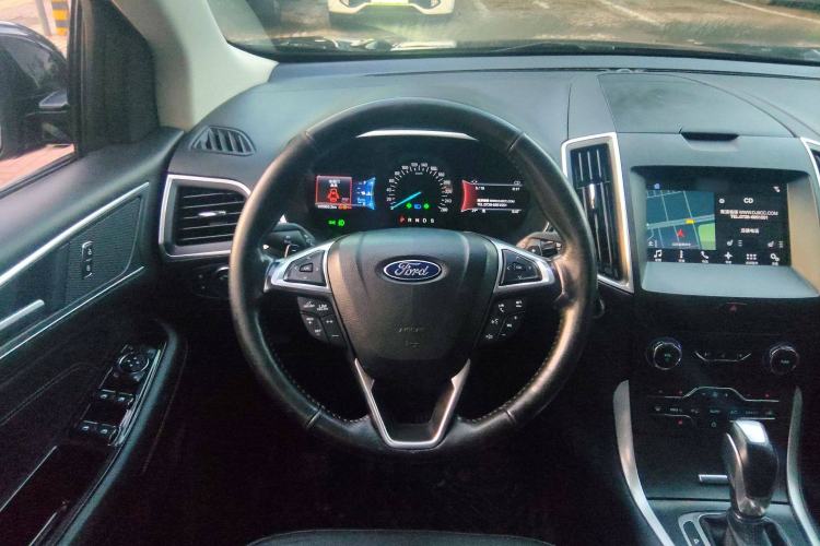 Used Ford Edge 2016 EcoBoost 245 Four-Wheel Drive Titanium Edition 7-Seater
