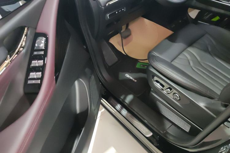 Used GAC Trumpchi M8 2024 Master Series Super Hybrid Edition
