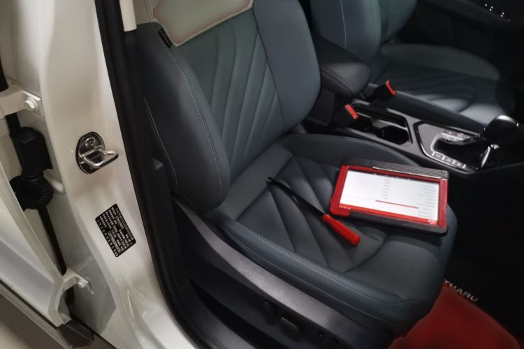 Used Volkswagen Tharu 2024 300TSI Two-Wheel-Drive Moon Luxury Edition
