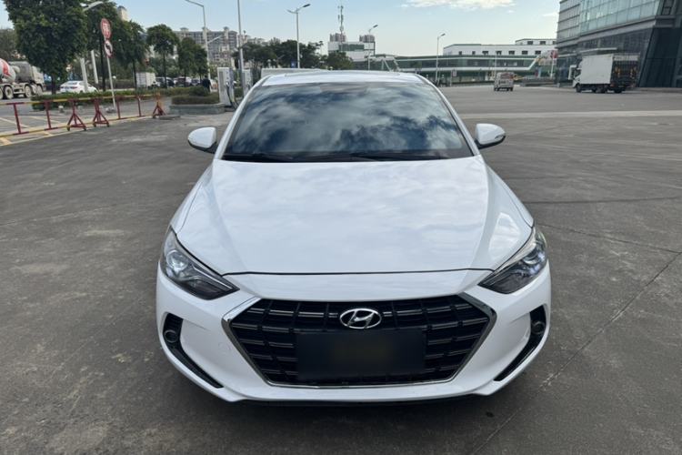 Used Hyundai Elantra 2019 1.4T Dual-Clutch Xuan Dong · Dynamic Model

