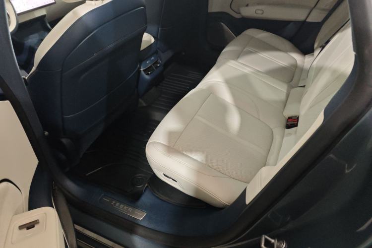 Used Zeekr 007 2024 Rear-Drive Intelligent Driving Version 75 kWh