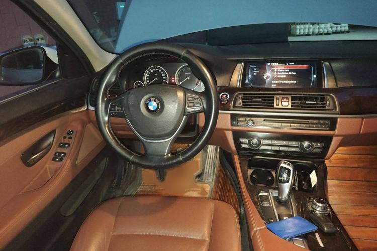 Used BMW 5 Series 2017 525Li Leading Model