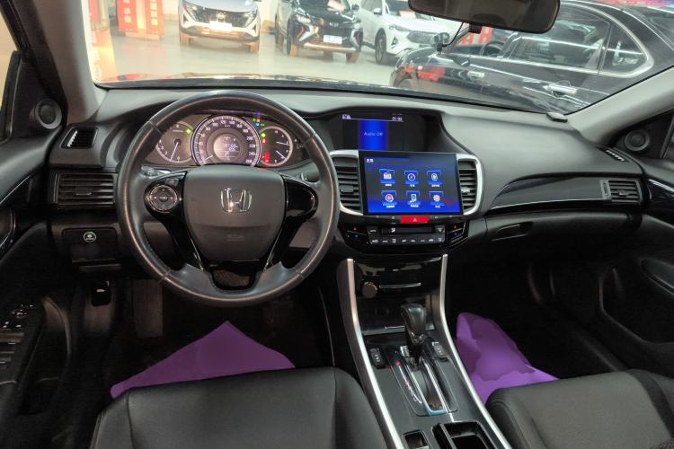 Used Honda Accord 2016 2.0L Elite Edition
