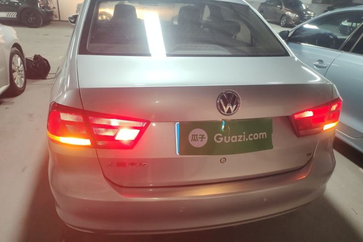 Used Volkswagen Santana 2015 1.6L Automatic Fashion Edition