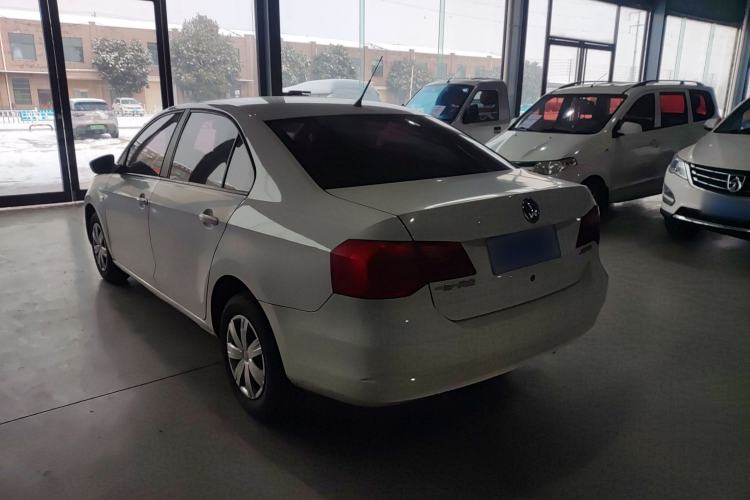 Used Volkswagen Jetta 2015 Value Edition 1.6L Manual Fashionable Style
