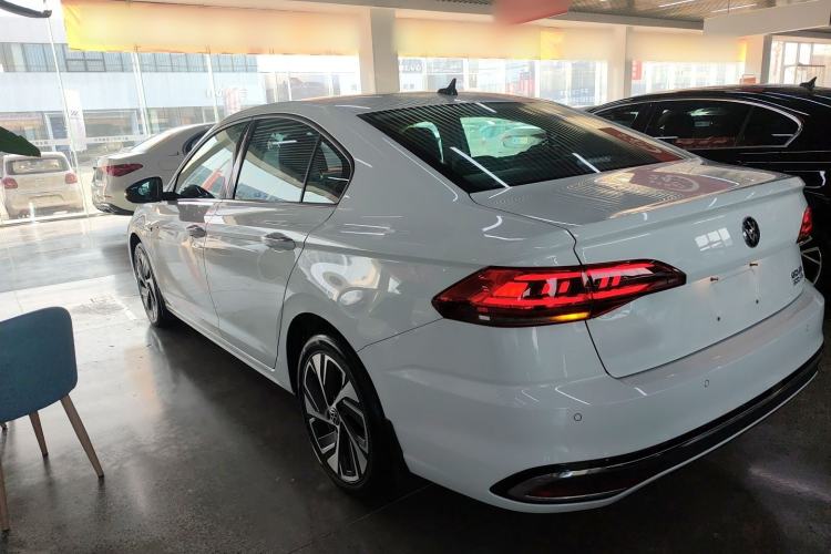 Used Volkswagen Bora 2023 300TSI DSG Prestige Edition
