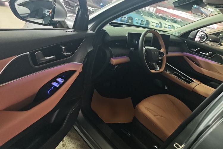 Used Chery Tiggo 8 L 2024 2.0T Two-Wheel Drive Prestige Version 5 Seats