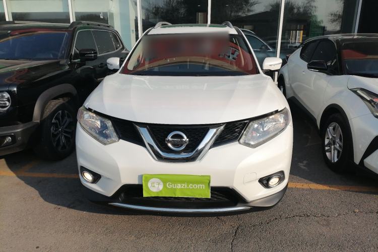 Used Nissan X-Trail 2015 2.0L CVT Comfort MAX Edition 2WD
