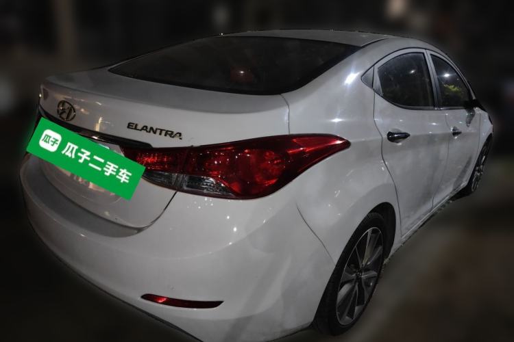 Used Hyundai Elantra 2015 1.6L Automatic Leading Model
