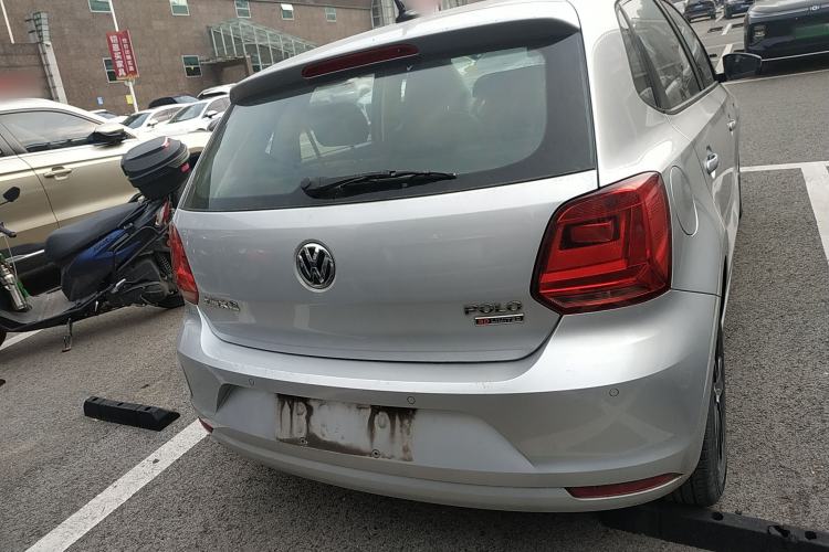 Used Volkswagen Polo 2014 1.6L Automatic Comfort Edition