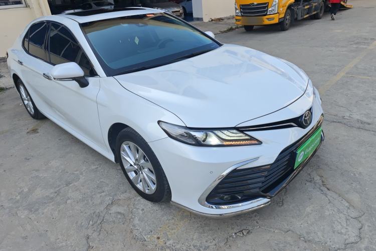 Used Toyota Camry 2021 2.0G Luxury Edition
