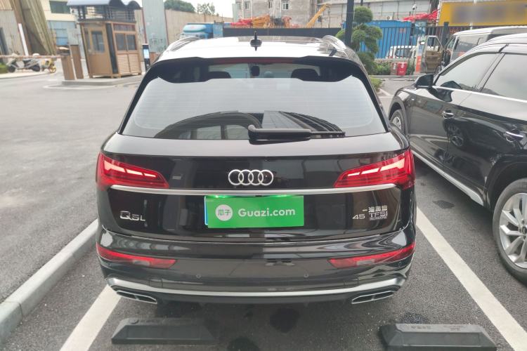 Used Audi Q5L 2022 Updated 45T Luxury Dynamic Version
