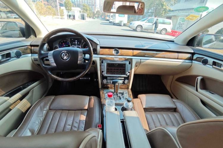 Used Volkswagen Phaeton 2012 3.6L Deluxe Custom Edition