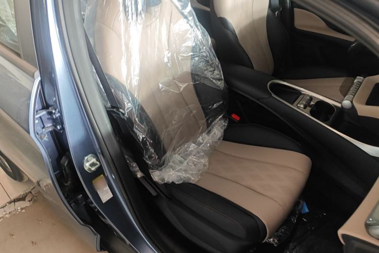 Used BYD Dolphin 2025 420km Free Edition
