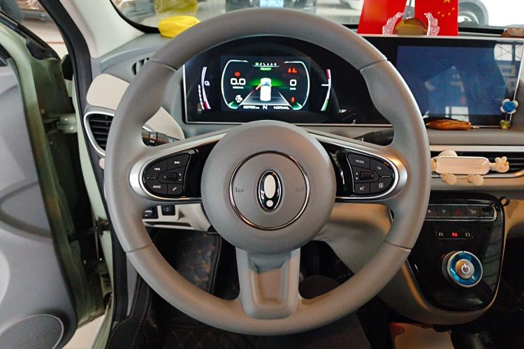 Used ORA White Cat 2022 Xiaoyue Mao Edition 360 km Luxury Model Lithium NMC
