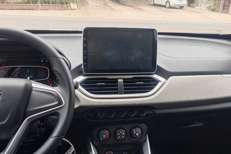 Used Baojun 510 2019 1.5L Manual Jingxiang Model 73kW China VI Emission Standard
