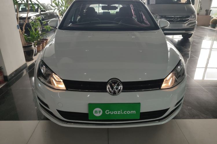 Used Volkswagen Golf 2016 230TSI Automatic Comfort Version
