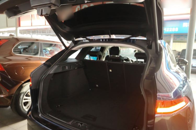 Used Jaguar F-PACE 2016 3.0 SC Four-Wheel Drive R-Sport Sport Edition
