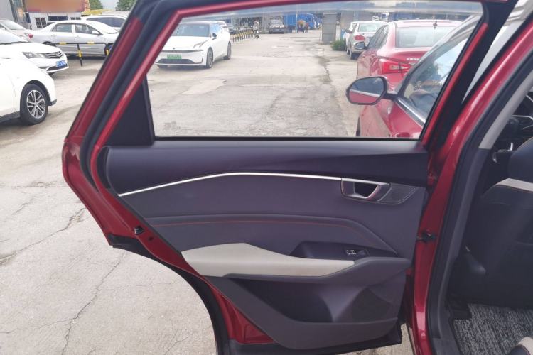 Used Baojun RC-6 2019 1.5T CVT 24-Hour Online Luxury Edition
