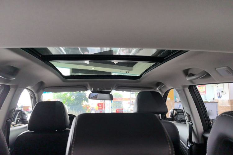 Used JETOUR X70M 2021 1.5T DCT Prestige Partner 7-Seater
