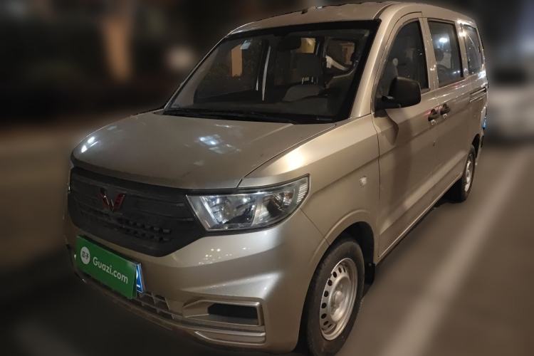 Used Wuling Hongguang V 2019 1.5L Jingqu Version China VI LAR