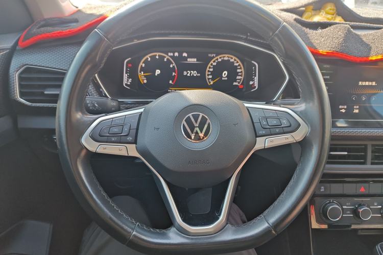 Used Volkswagen Tacqua 2020 280TSI DSG R-Line
