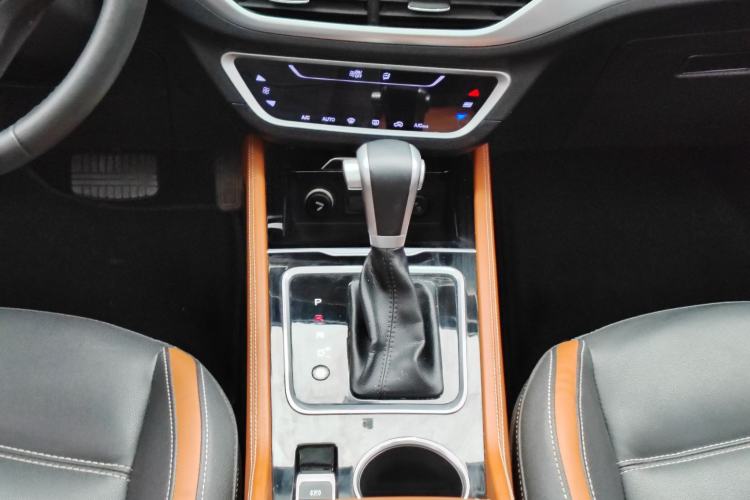 Used Zotye T300 2017 1.5T CVT Luxury Model
