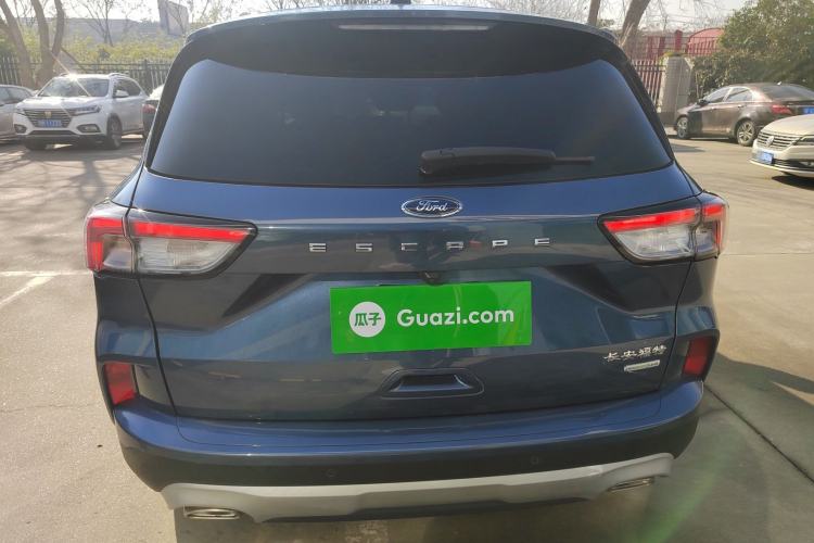 Used Ford Escape 2020 EcoBoost 245 Two-Wheel-Drive Titanium Edition
