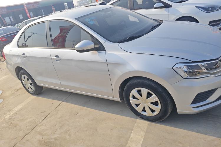 Used Volkswagen Jetta 2017 1.5L Manual Fashion Edition