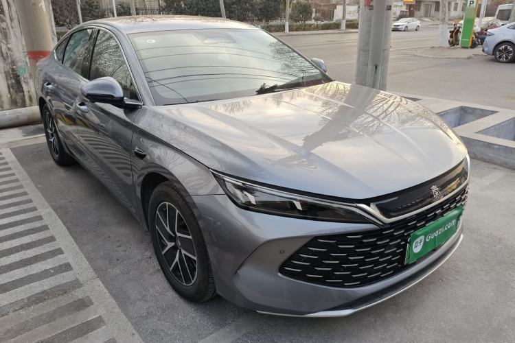 Used BYD Qin L 2025 DM-i Smart Drive 120KM Leading Model
