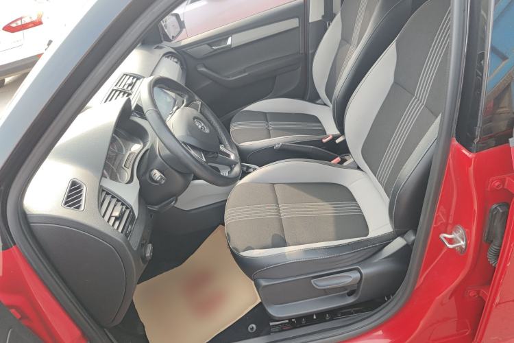 Used Skoda Fabia 2017 1.6L Automatic Sport Edition
