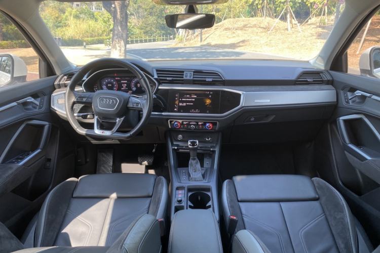 Used Audi Q3 Sportback 2020 40 TFSI Fashion Model
