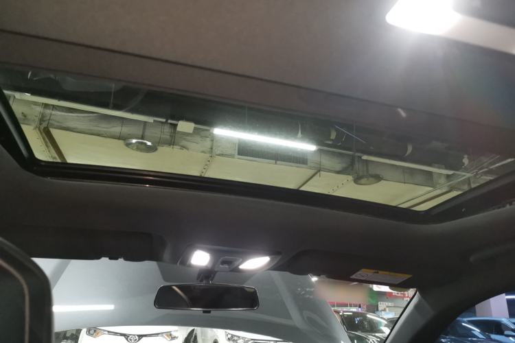 Used Changan UNI-V iDD 2023 ZhiDian iDD 1.5T 113km Smart & Fun Version
