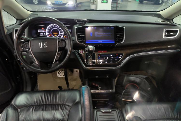 Used Honda Odyssey 2015 2.4L Supreme Edition
