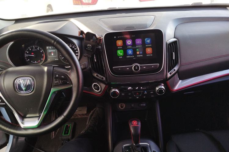 Used Changan CS55 2018 1.5T Automatic Colorful Edition China V Standard
