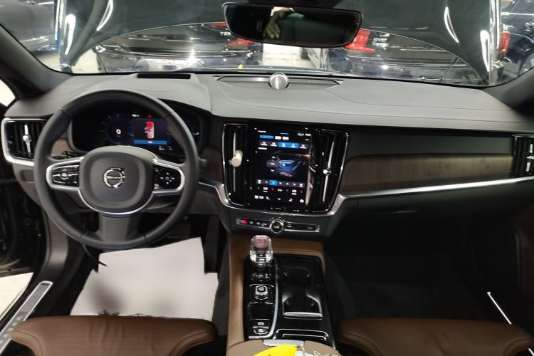 Used Volvo S90 New Energy 2024 Plug-in Hybrid Four-Wheel Drive Long-Range Luxury Smart Edition