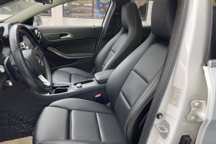 Used Mercedes-Benz GLA 2017 GLA 200 Fashion Model
