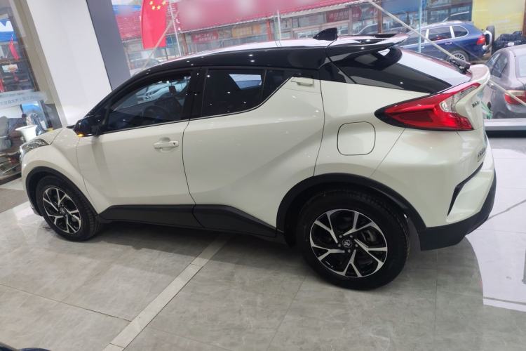 Used Toyota C-HR 2020 2.0L Leading Edition
