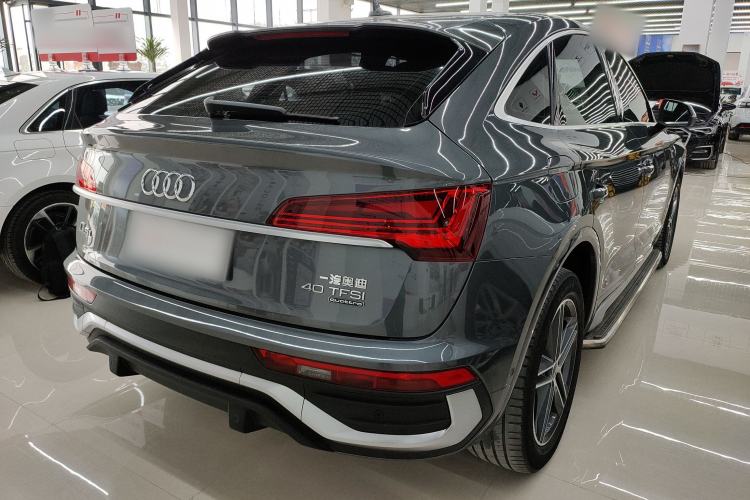 Used Audi Q5L Sportback 2021 40 TFSI Fashion Model

