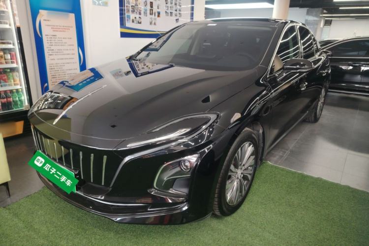 Used Hongqi E-QM5 2022 431 km Charge & Enjoy Edition