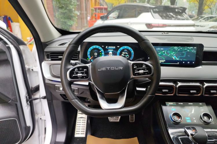 Used JETOUR X70 PLUS 2021 1.6T DCT Pro+ 7-Seater
