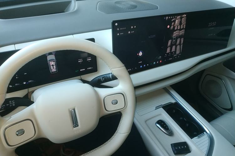 Used Wey Lanshan 2025 Four-Wheel Drive Max
