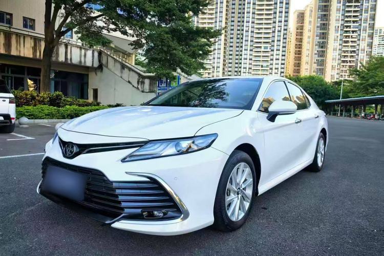 Used Toyota Camry 2021 2.0G Luxury Edition
