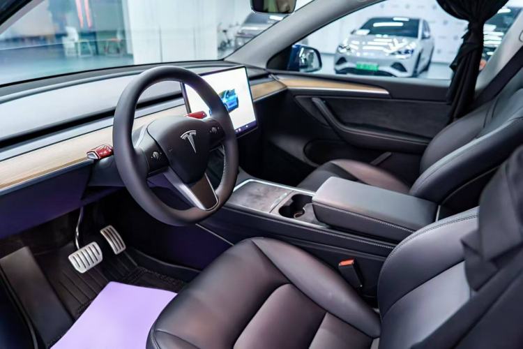 Used Tesla Model Y 2022 Performance High-Performance All-Wheel-Drive Version
