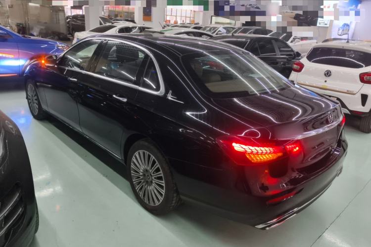Used Mercedes-Benz E-Class 2023 Updated E 300 L Fashion Edition
