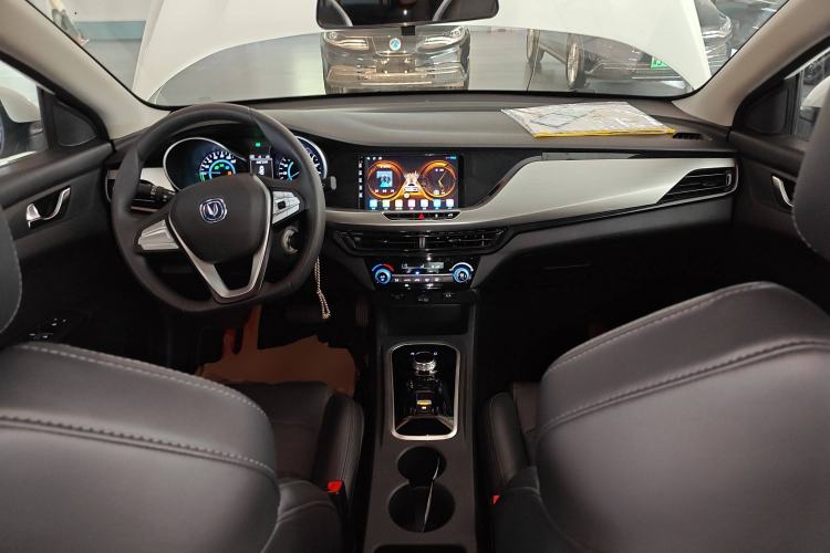 Used Changan Eado New Energy 2022 EV460 Smart Ride-Hailing Edition – Lithium Iron Phosphate
