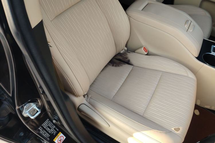 Used Toyota Highlander 2018 2.0T Two-Wheel Drive Elite Edition 7 Seats Emission Standard China V