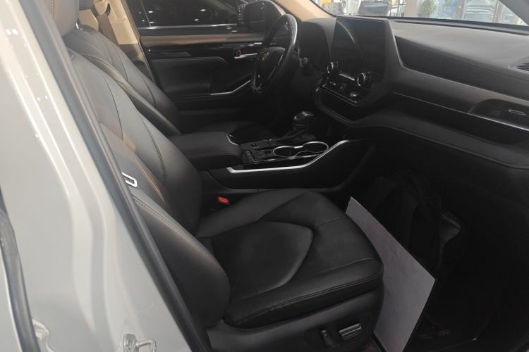 Used Toyota Highlander 2022 Dual-Engine 2.5L Four-Wheel Drive Prestige Version 7 Seats