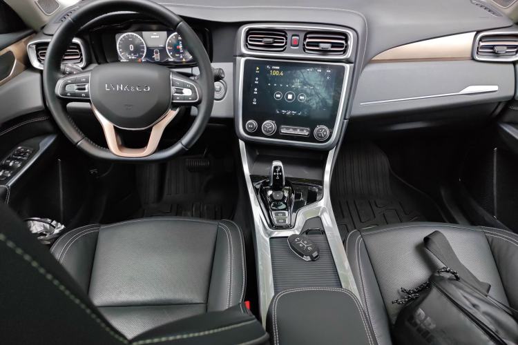 Used Lynk & Co 01 2017 2.0T Two-Wheel Drive Pro Edition
