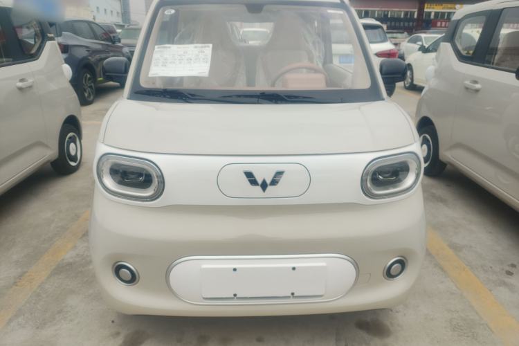 Used Wuling Hongguang MINIEV 2024 3rd Generation 215km Youth Edition
